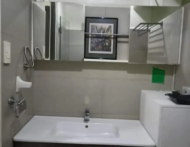 Green Residences 1Br Hotel